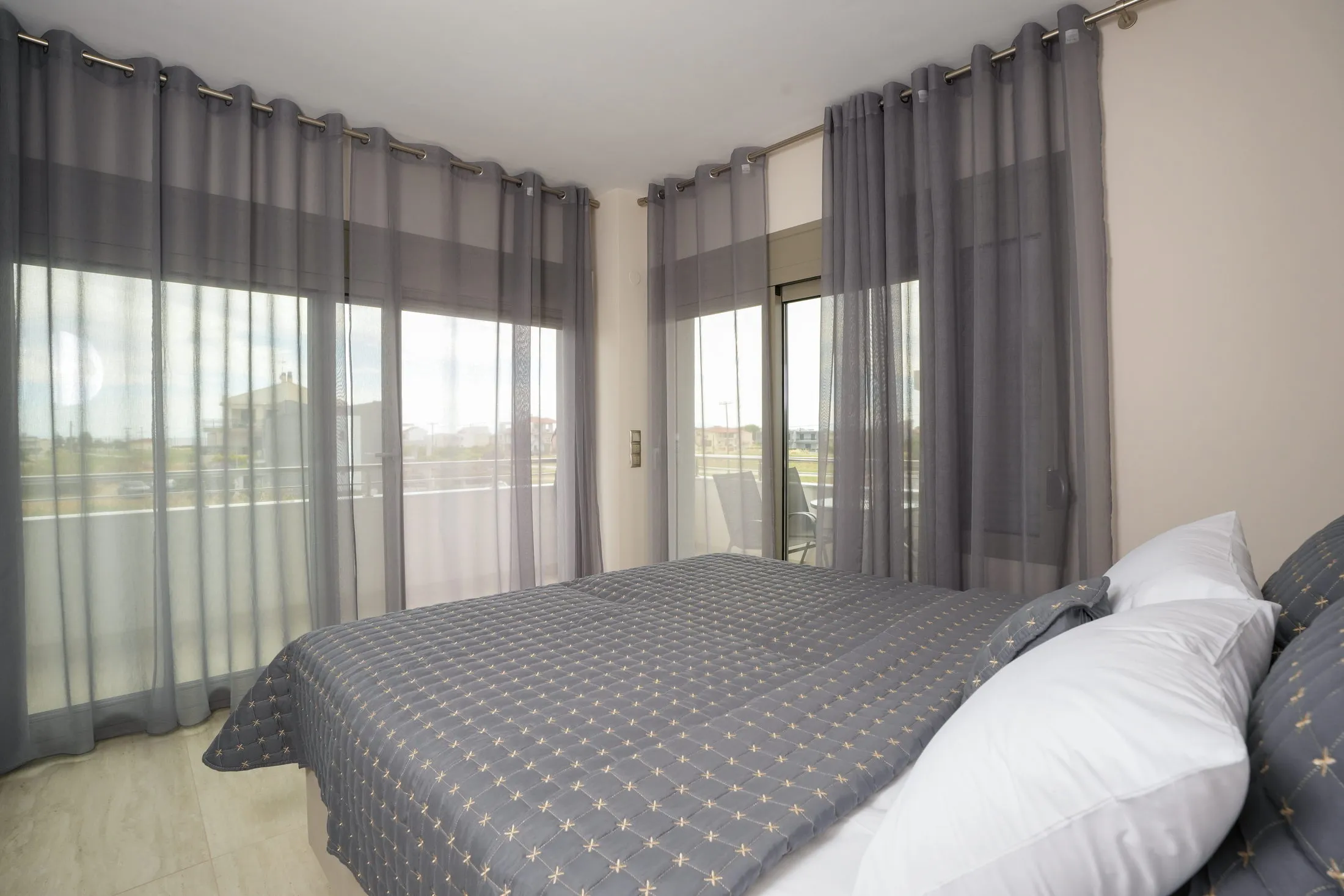 Pearl West contemporary interior