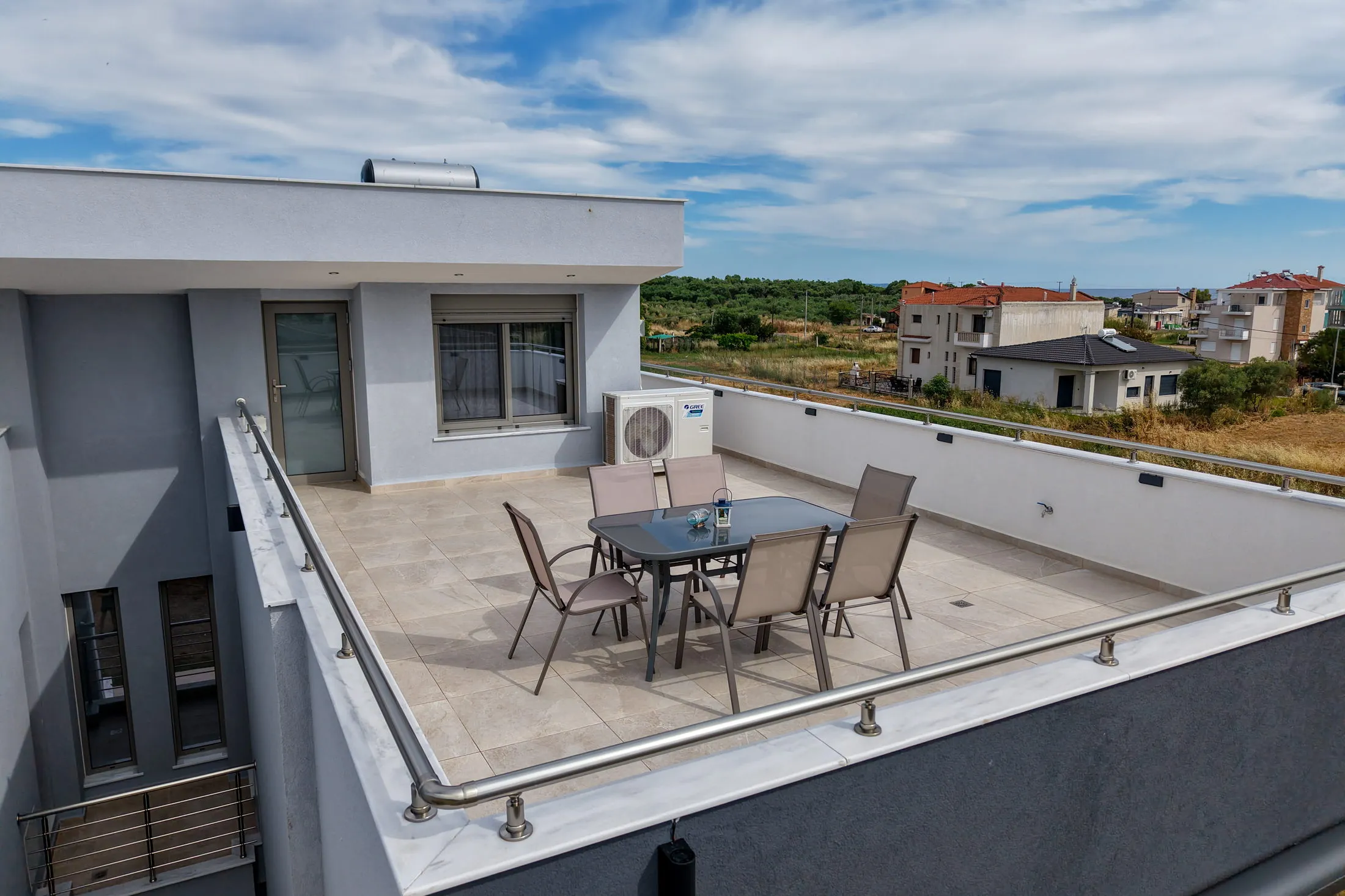 Pearl Luxury Suites within the landscape of Nea Propontida